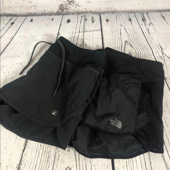 The north face & eastern mountain sports bundle of ladies black short size small - Picture 2 of 12